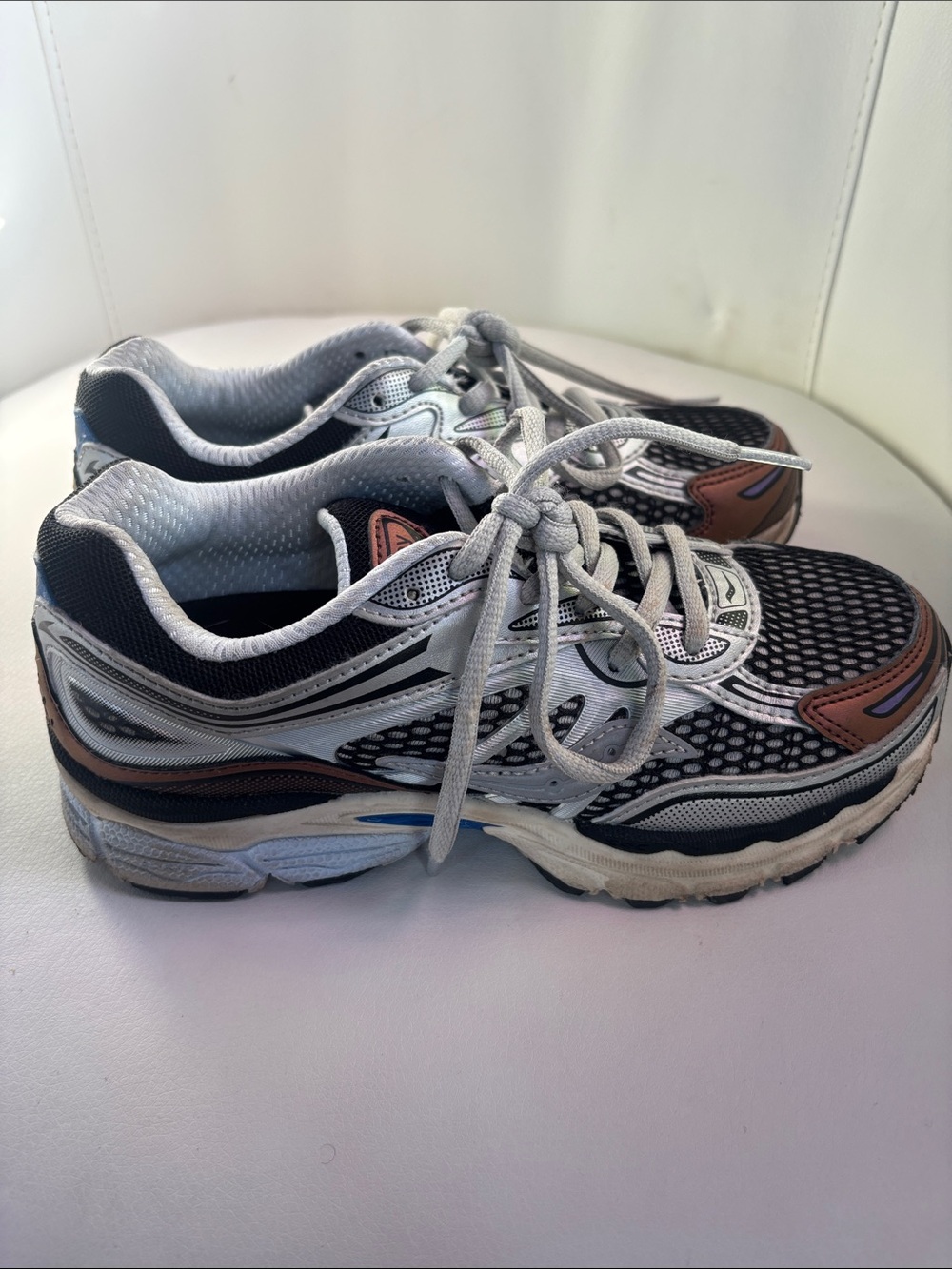 Saucony Kid’s  Sneakers in Black, Gray, White & Brown